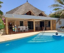 Agence Immobilière Saly Sénégal - V3170 - Villa - NGAPAROU - V3170-villa-a-vendre-a-ngaparou-senegal-avec-piscine