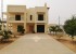Vente Villa 6 Chambres 360 m<sup>2</sup> en résidence sur un terrain de 1 800 m<sup>2</sup> Proche , Piscine, Commerce, Ecole - Réf. V2196 Agence immobilière Saly Sénégal v2196 grande avec piscine maison à acheter à somone senegal