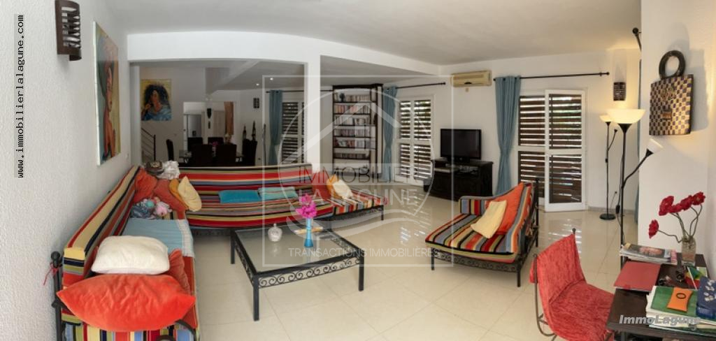 Agence Immobilière Saly Sénégal - V3018 - Villa à NGAPAROU - V3018-villa-a-vendre-a-ngaparou-senegal-avec-piscine