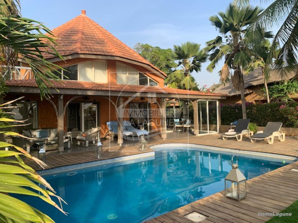Agence Immobilière Saly Sénégal - V2916 - Villa à SALY - V2916 villa a vendre saly bord de mer