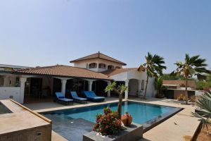 Agence Immobilière Saly Sénégal - V3134 - Villa - SOMONE - V3134-villa-a-vendre-a-somone-senegal-avec-piscine