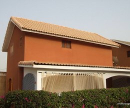 Agence Immobilière immoLagune Saly Sénégal - V2234 - Villa - NGAPAROU - V2234 petit pied à terre à vendre en residence à ngaparou senegal