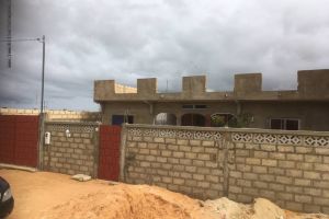 Agence Immobilière Saly Sénégal - V2255 - Villa - NGAPAROU - V2255 villa à vendre à ngaparou senegal