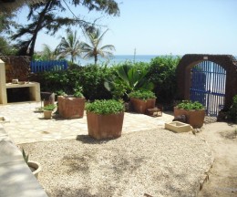 Agence Immobilière Lagune Saly Sénégal -  - Villa - YENNE - V2433 villa-bord-de-mer-a-vendre-senegal