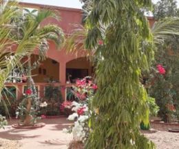 Vente Villa 3 Chambres 160 m<sup>2</sup> en résidence sur un terrain de 600 m<sup>2</sup> Proche Bord de mer, Commerce - Réf. V2483 Agence immobilière Saly Sénégal V2483-villa-a-vendre-a-somone-senegal