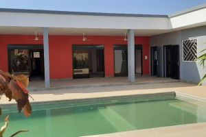 Agence Immobilière Saly Sénégal - V2528 - Villa - NGAPAROU - V2528-villa-en-vente-a-ngaparou-senegal-avec-piscine