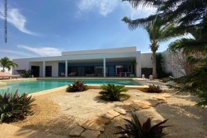 Agence Immobilière Saly Sénégal - V2719 - Villa - NGUERIGNE - V2719-villa-a-vendre-avec-piscine-senegal