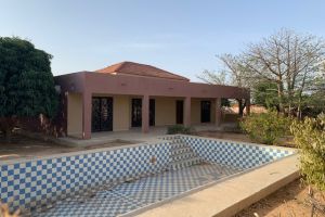 Agence Immobilière Saly Sénégal - V2800 - Villa - NGUERIGNE - V2800 maison a renover nguerigne senegal