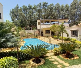 Agence Immobilière Lagune Saly Sénégal -  - Villa - NGAPAROU - V2803-grande-villa-a-vendre-a-ngaparou-senegal-avec-piscine
