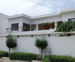 Agence Immobilière immoLagune Saly Sénégal - V2804 - Villa - SALY - V2804-villa-a-vendre-a-saly-senegal-avec-piscine