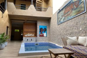 Agence Immobilière Saly Sénégal - V2700 - Villa - NGAPAROU - V2700 villa pied dans l\'eau a vendre saly senegal
