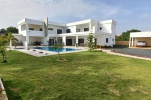 Agence Immobilière Saly Sénégal - V2929 - Villa - SOMONE - V2929-villa-a-vendre-a-somone-avec-piscine-senegal
