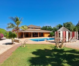 Agence Immobilière Lagune Saly Sénégal -  - Villa - SALY - V2014 Villa avec piscine à vendre Saly Sénégal