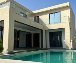 Agence Immobilière Saly Sénégal - V3019 - Villa - NGAPAROU - V3019-villa-a-vendre-a-ngaparou-senegal-avec-piscine