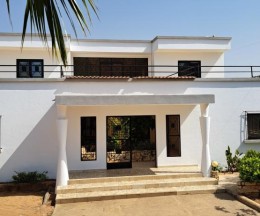 Agence Immobilière Lagune Saly Sénégal -  - Villa - NGUERIGNE - V2992-villa-a-vendre-a-nguering-senega-avec-pisicne