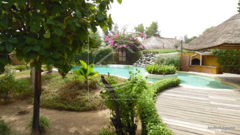 Agence Immobilière Saly Sénégal - V2175 - Villa à NDANGANE - V2175-Villa-piescine-a-vendre-a-Ndangane-senegal