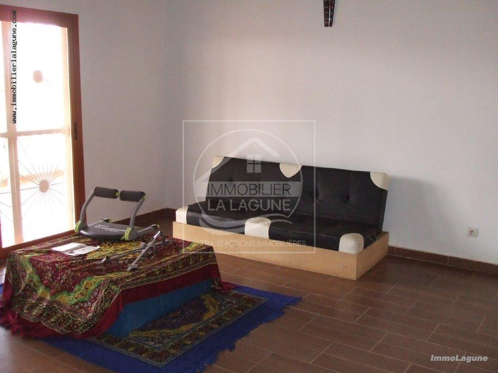 Agence Immobilière Saly Sénégal - V2620 - Villa à NGAPAROU - V2620-villa-a-vendre-avec-piscine-a-ngaparou-senegal