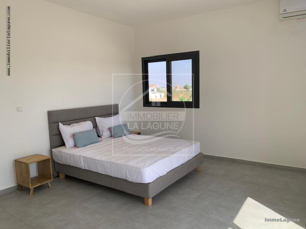 Agence Immobilière Saly Sénégal - V2706 - Villa à NGAPAROU - V2706 villa neuve à vendre ngaparou senegal