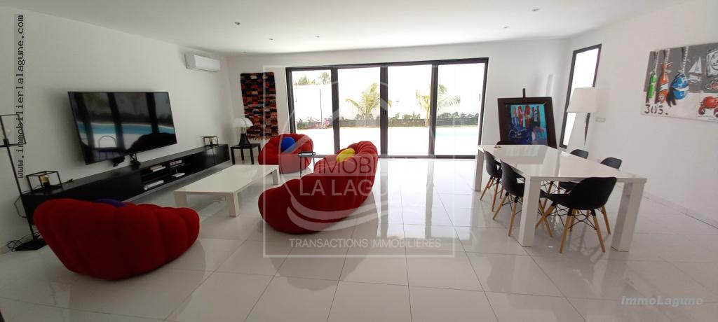 Agence Immobilière Saly Sénégal - V2770 - Villa à SALY - V2770-villa-a-vendre-a-saly-en-residence-avec-piscine-senegal