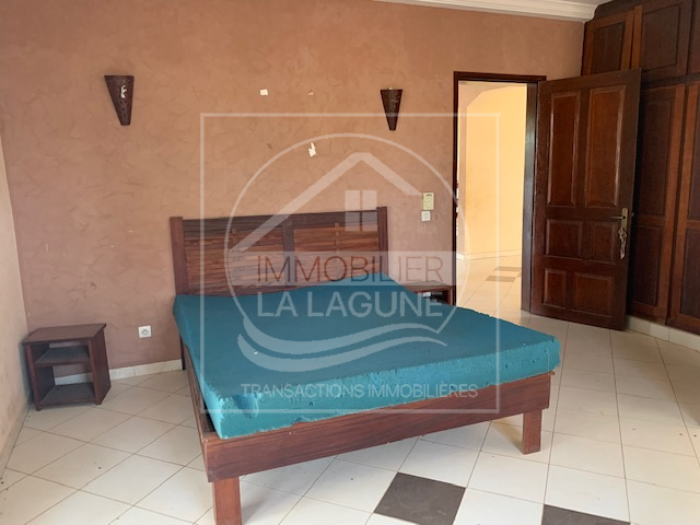 Agence Immobilière Saly Sénégal - V2800 - Villa à NGUERIGNE - V2800 maison a renover nguerigne senegal