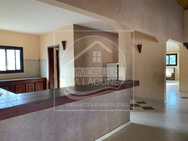 Agence Immobilière Saly Sénégal - V2800 - Villa à NGUERIGNE - V2800 maison a renover nguerigne senegal