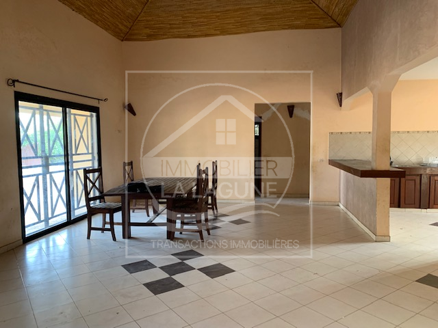 Agence Immobilière Saly Sénégal - V2800 - Villa à NGUERIGNE - V2800 maison a renover nguerigne senegal