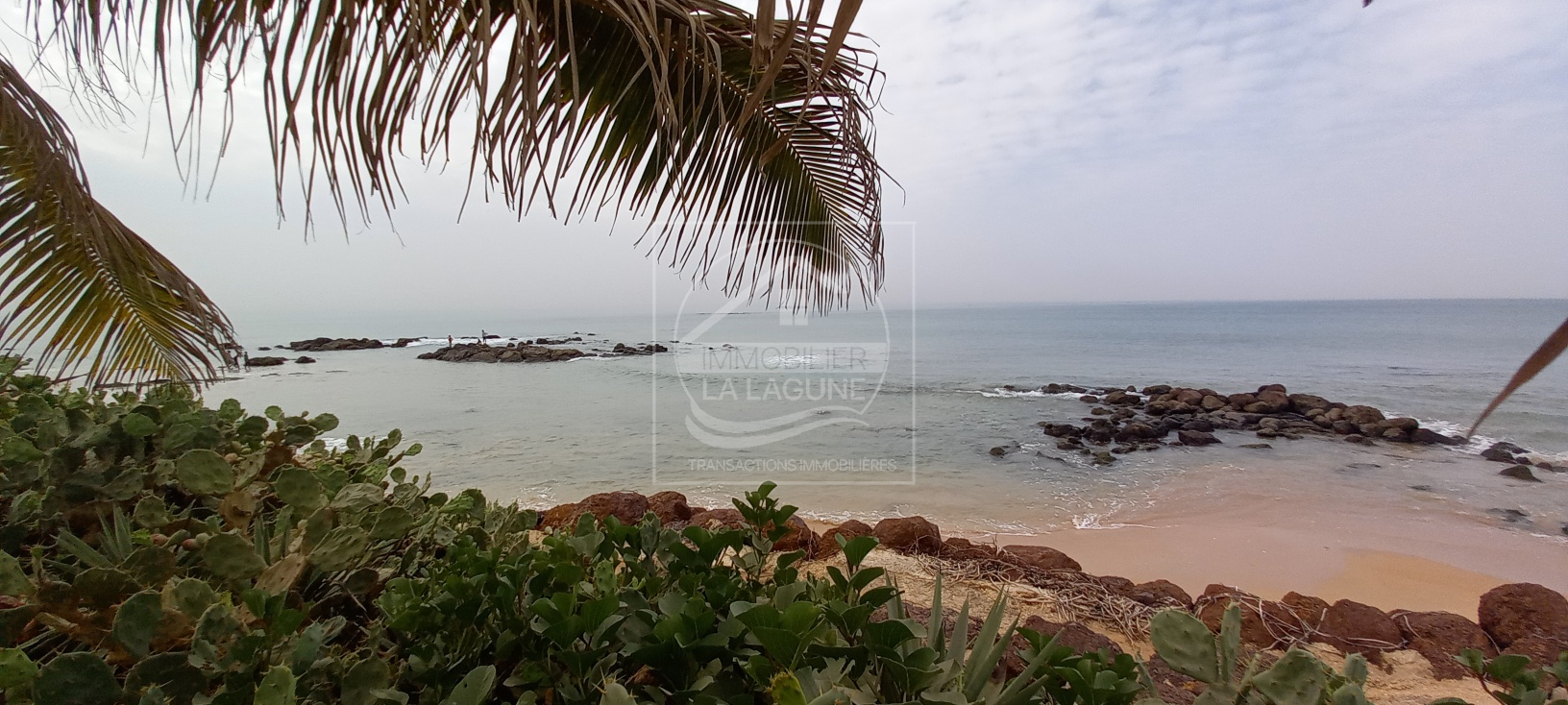 Agence Immobilière Saly Sénégal - V2852 - Villa à NGAPAROU - V2853-villa-a-vendre-a-ngaparou-bord-de-mer-senegal