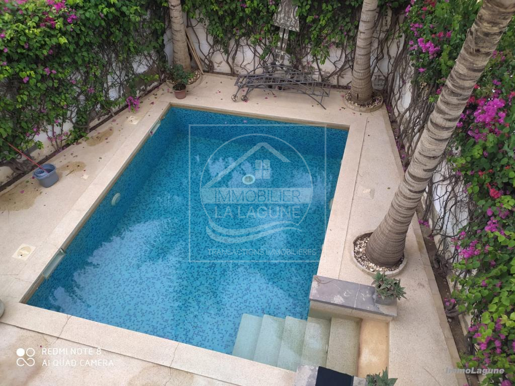 Agence Immobilière Saly Sénégal - V2865 - Villa à NGAPAROU - V2865 villa à vendre ngaparou senegal 2eme ligne mer