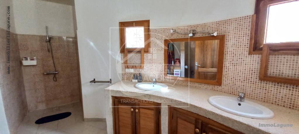 Agence Immobilière Saly Sénégal - V2923 - Villa à SOMONE - V2923-villa-vendre-a-somone-senegal-avec-piscine