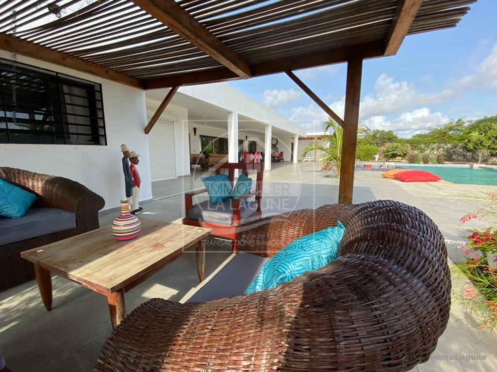 Agence Immobilière Saly Sénégal - V2814 - Villa à NGUERIGNE - V2814 villa a vendre nguerigne senegal