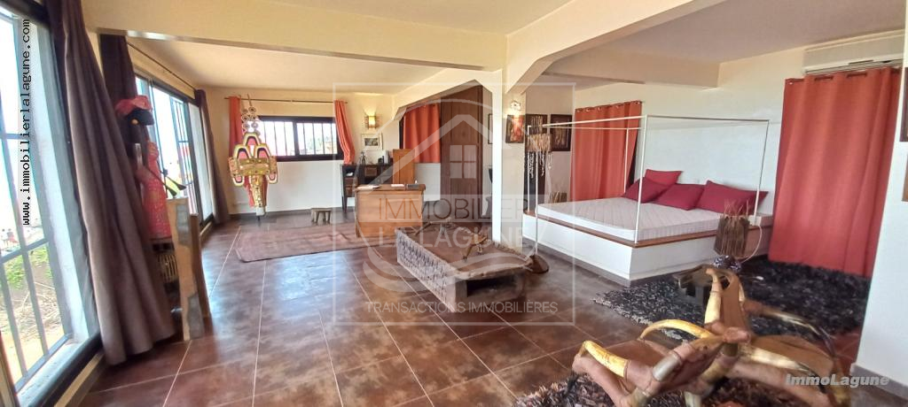 Agence Immobilière Saly Sénégal - V2936 - Villa à MBOUR - V2936 villa pied dans l\'eau a vendre saly senegal