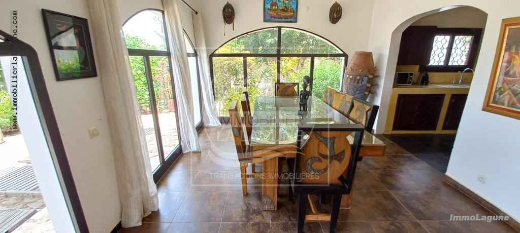 Agence Immobilière Saly Sénégal - V2936 - Villa à MBOUR - V2936 villa pied dans l\'eau a vendre saly senegal
