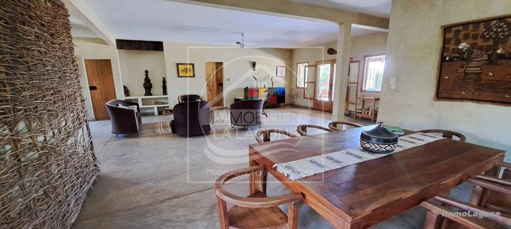Agence Immobilière Saly Sénégal - V2946 - Villa à WARANG - V2946-villa-a-vendre-a-mbaling-senegal-avec-pisicine