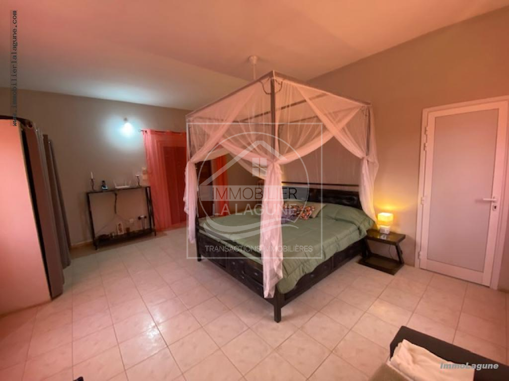 Agence Immobilière Saly Sénégal - V2979 - Villa à  - V2979 villa a vendre saly senegal
