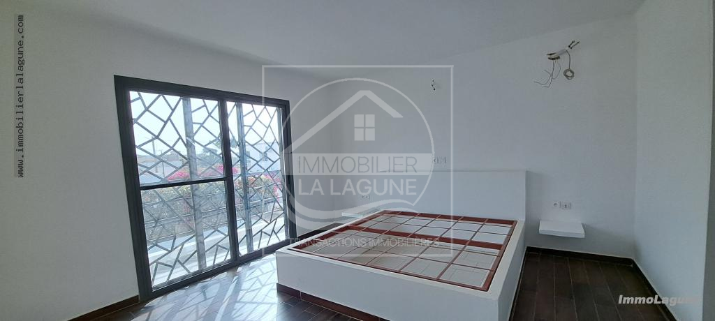 Agence Immobilière Saly Sénégal - V3023 - Villa à SOMONE - V3023-VILLA-A-vendre-a-somone-senegal-avec-piscine