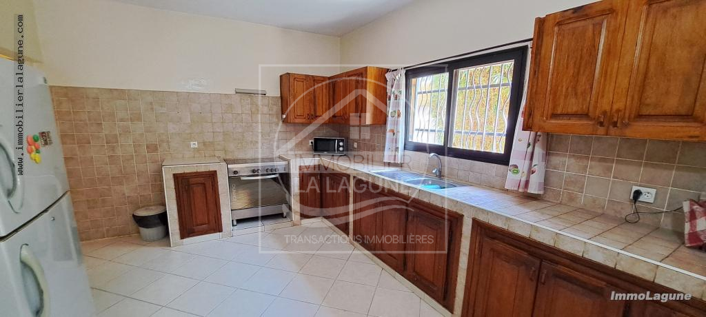 Agence Immobilière Saly Sénégal - V3064 - Villa à SALY - V3064-villa-avendre-a-saly-avec-piscine-