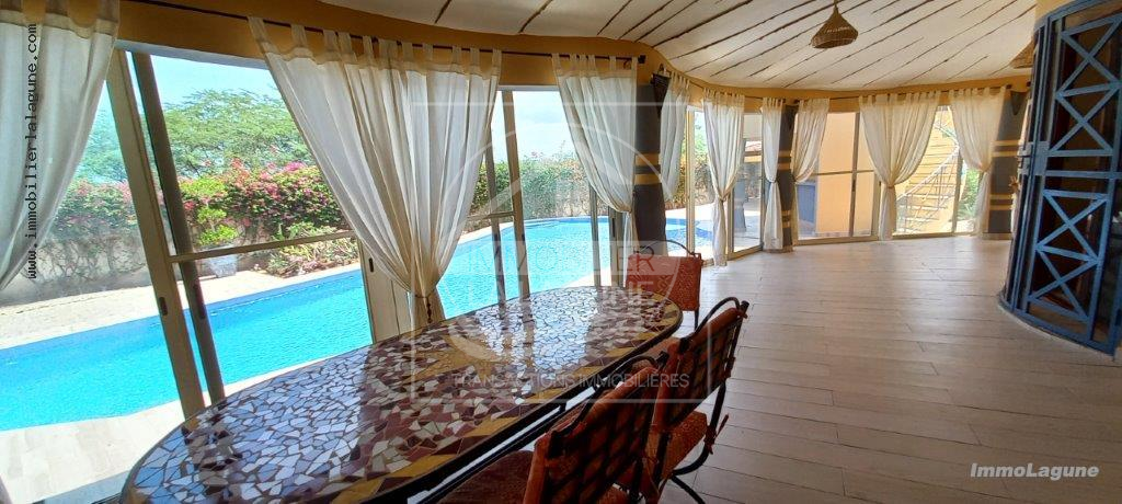 Agence Immobilière Saly Sénégal - V3078 - Villa à SOMONE - V3078-villa-a-vendre-avec-piscine-a-somone-senegal