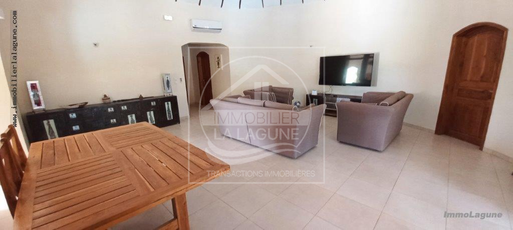 Agence Immobilière Saly Sénégal - V3078 - Villa à SOMONE - V3078-villa-a-vendre-avec-piscine-a-somone-senegal