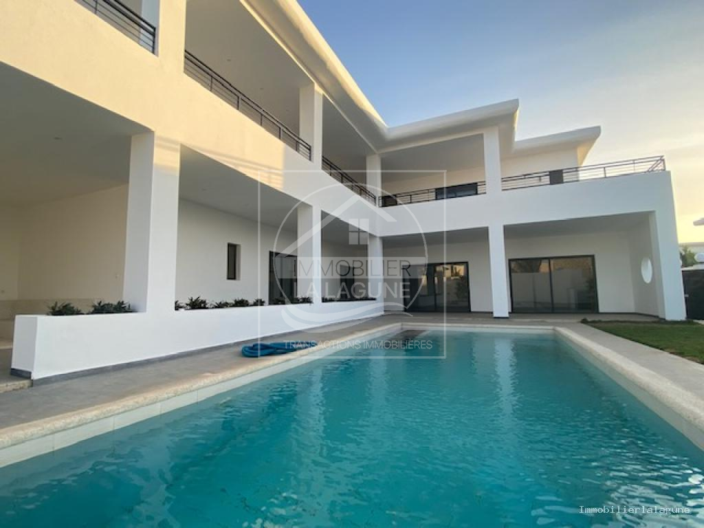 Agence Immobilière Saly Sénégal - V3104 - Villa à NGAPAROU - V3104 villa neuve a vendre ngaparou senegal