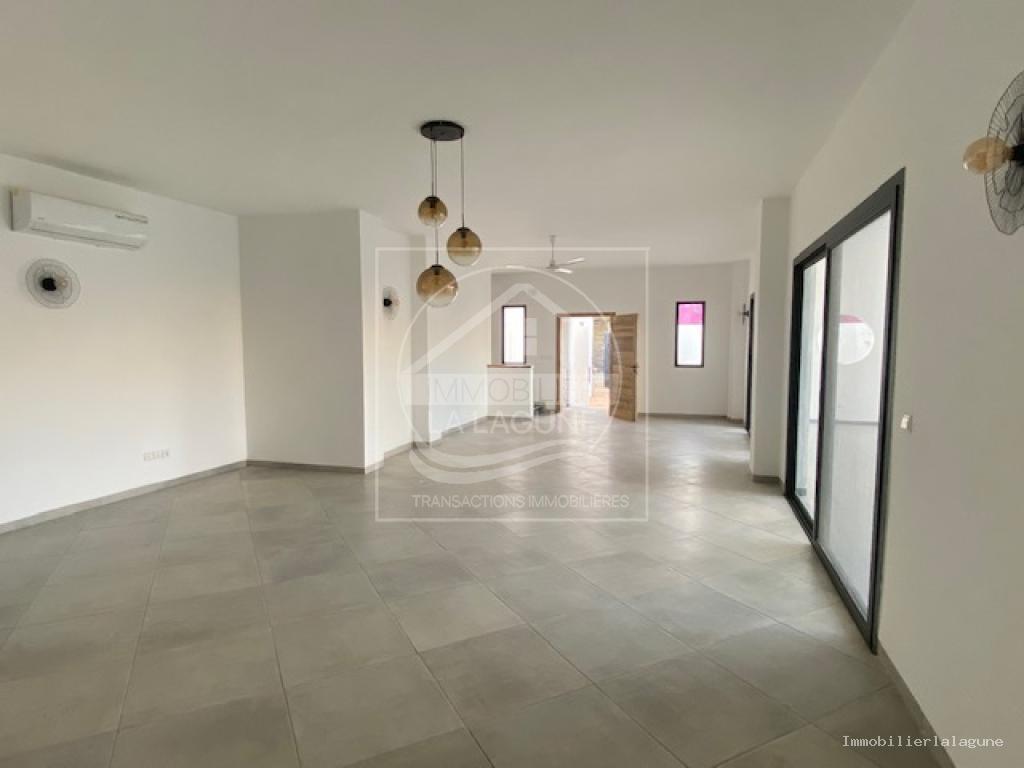 Agence Immobilière Saly Sénégal - V3104 - Villa à NGAPAROU - a neuve a vendre ngaparou senegal
