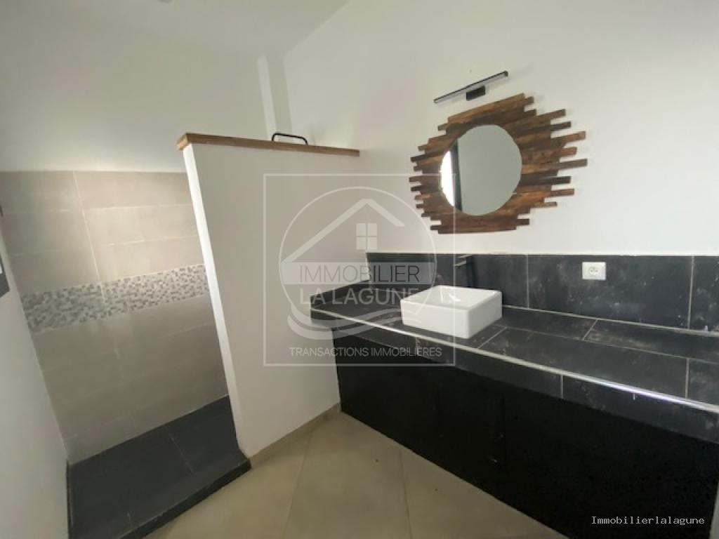 Agence Immobilière Saly Sénégal - V3104 - Villa à NGAPAROU - V3104 villa neuve a vendre ngaparou senegal