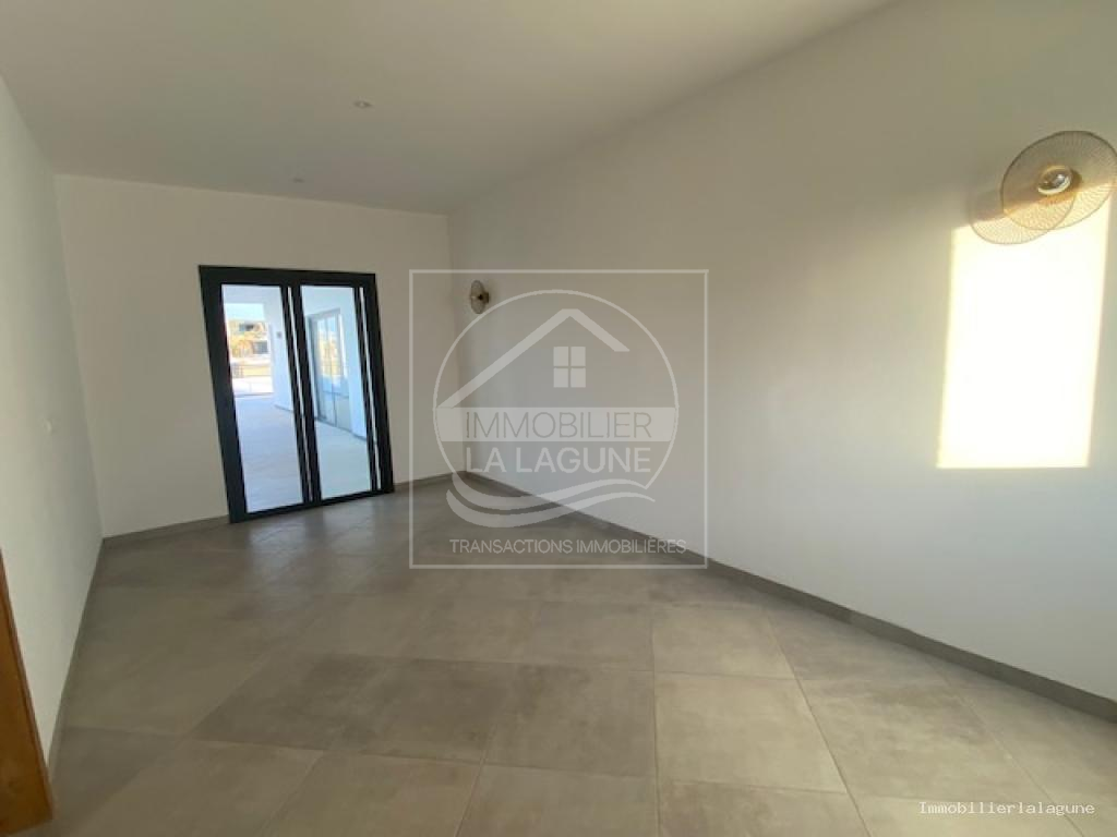 Agence Immobilière Saly Sénégal - V3104 - Villa à NGAPAROU - V3104 villa neuve a vendre ngaparou senegal