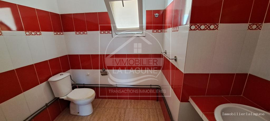 Agence Immobilière Saly Sénégal - C3124 - Commerce à NIANING - C3124-commerce-avec-piscine-a-vendre-a-nianing-senegal