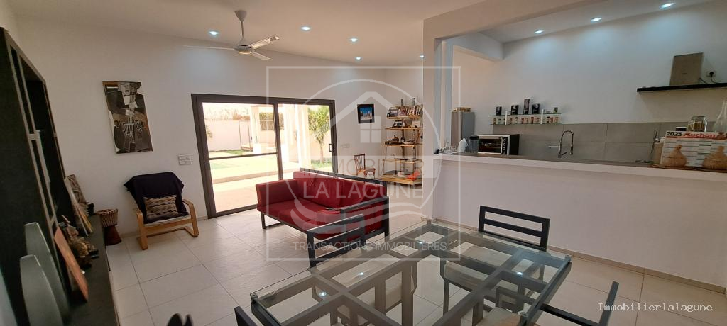 Agence Immobilière Saly Sénégal - V3138 - Villa à SINTHIANE - V3138-villa-a-vendre-a-sinthiane-senegal-avec-piscine