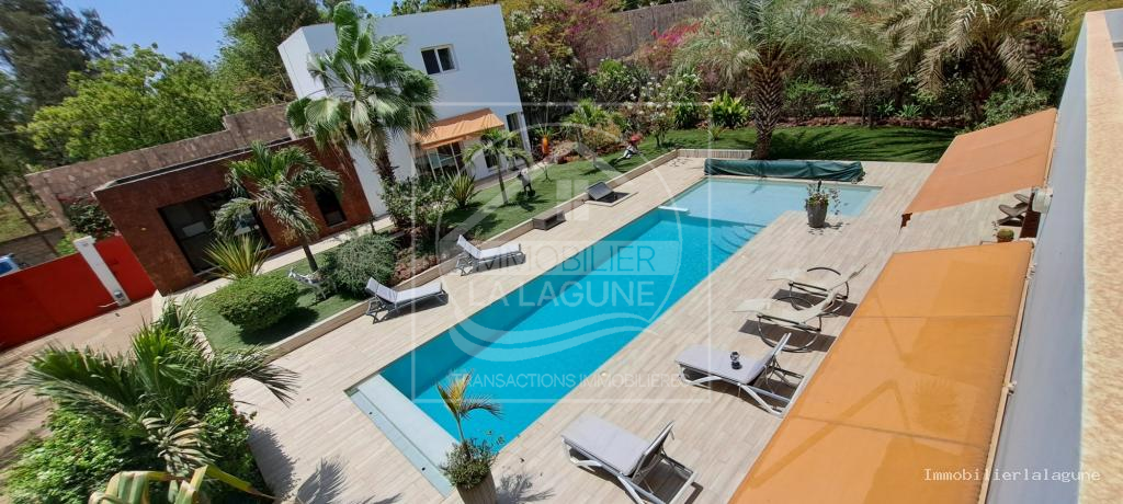 Agence Immobilière Saly Sénégal - V3167 - Villa à NIANING - V3167-villa-a-vendre-a-nianing-avec-pisicne-senegal