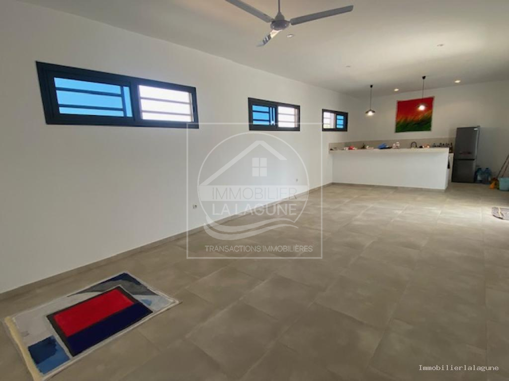 Agence Immobilière Saly Sénégal - V3221 - Villa à NGAPAROU - V3221 villa a vendre ngaparou senegal