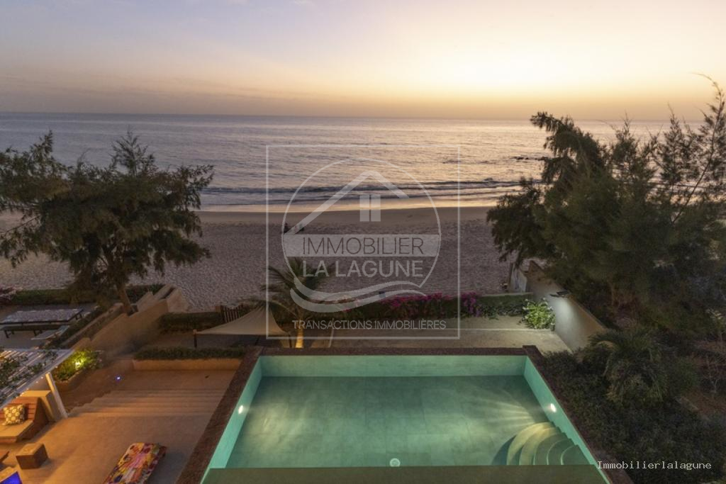 Agence Immobilière Saly Sénégal - V3239 - Villa à NGAPAROU - V3239-villa-a-vendre-a-somone-bord-de-mer-piscine-senegal