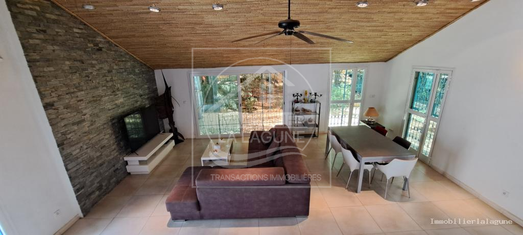 Agence Immobilière Saly Sénégal - V3244 - Villa à SALY - V3244-villa-a-vendre-a-saly-avec-piscine-senegal