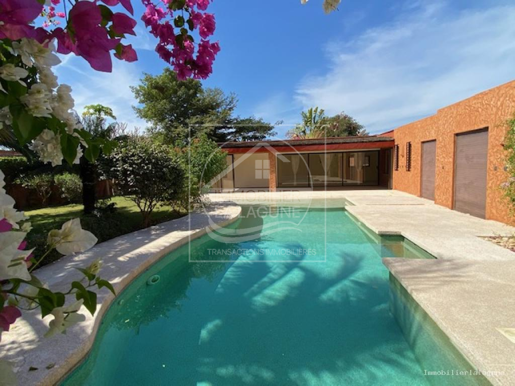Agence Immobilière Saly Sénégal - V3162 - Villa à NGAPAROU - V3162 villa a vendre ngaparou senegal