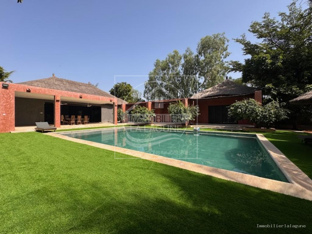 Agence Immobilière Saly Sénégal - V3247 - Villa à NGUERIGNE - V3247 villa a vendre a nguerigne